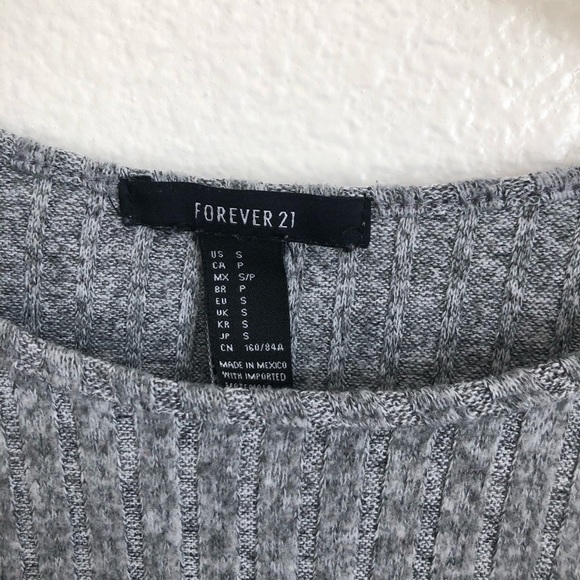FOREVER 21 gray knit lettuce edge long sleeve crew neck minimalist crop top - Picture 6 of 9
